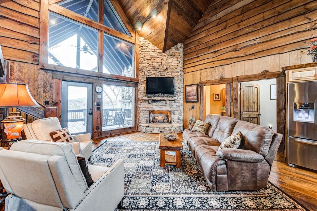 Elegant Blue Ridge Cabin With Mountain Views Pet Policy