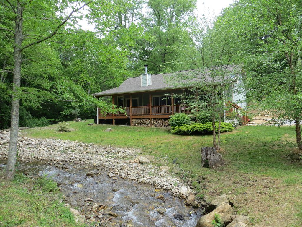 Pet Friendly Vacation Rentals In Waynesville Nc Bringfido