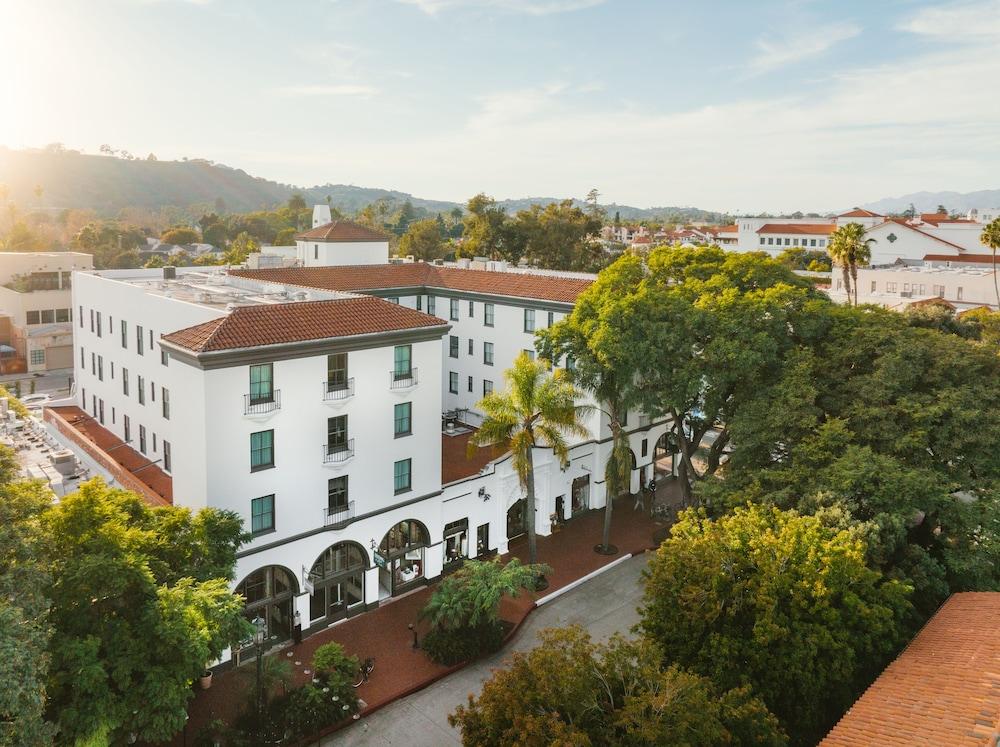 Pet Friendly Hotel Santa Barbara