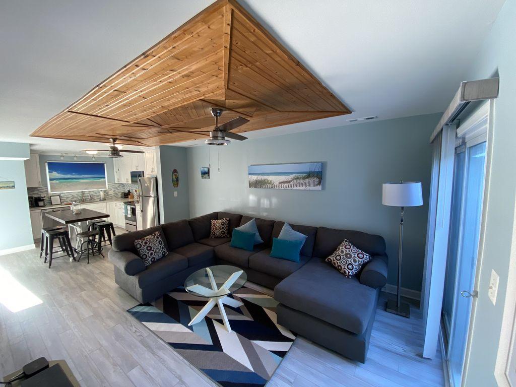 RJ's Villa Pet Policy