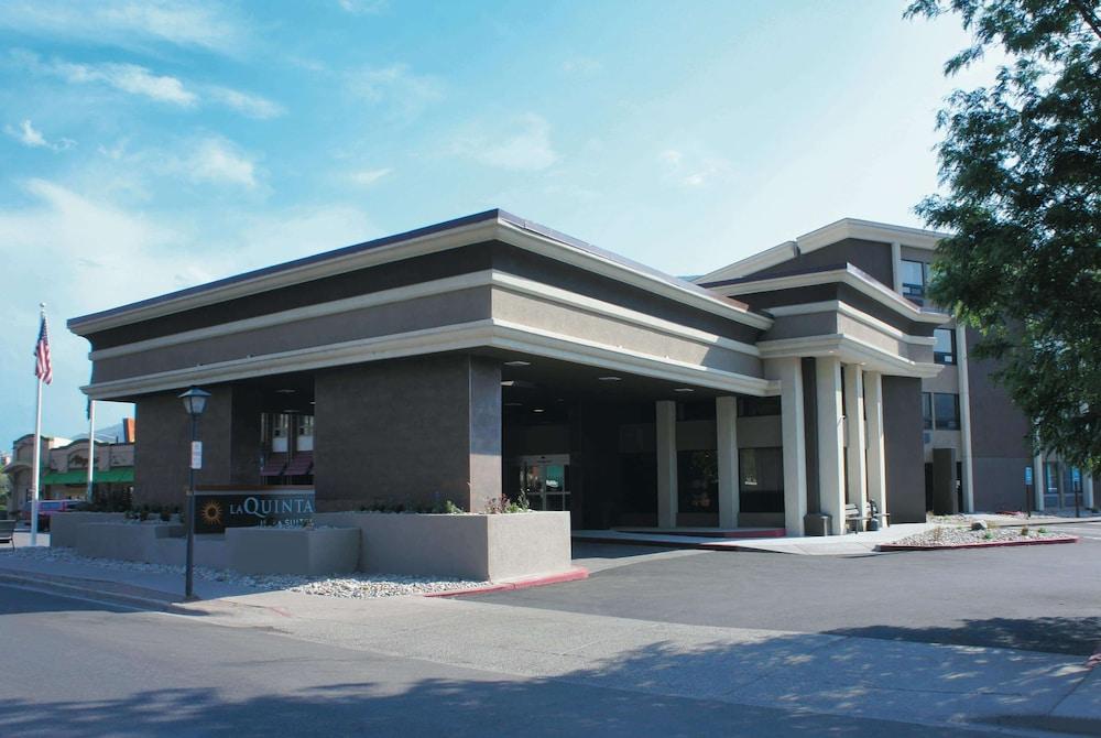 La Quinta by Wyndham Glenwood Springs Pet Policy