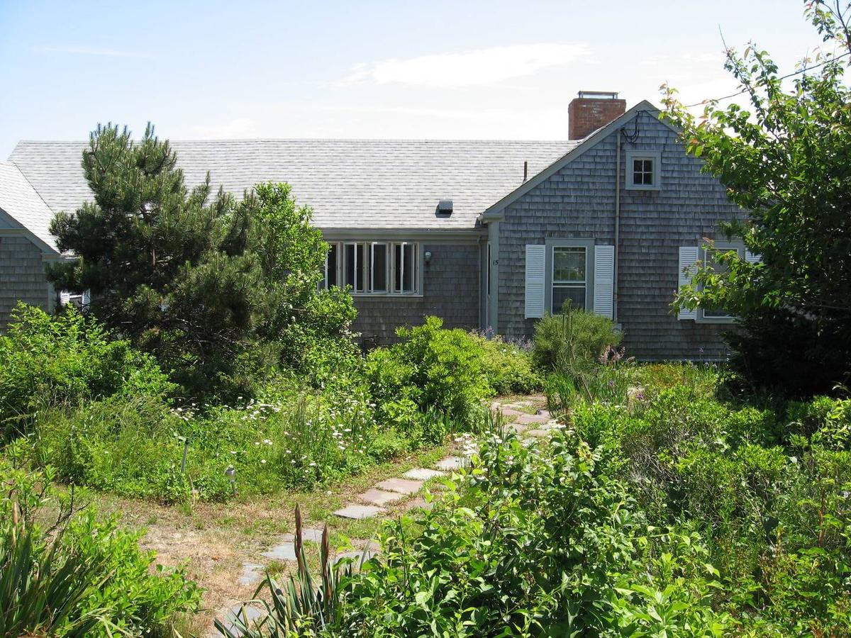 Classic Cape Cod Beachfront Pet Policy