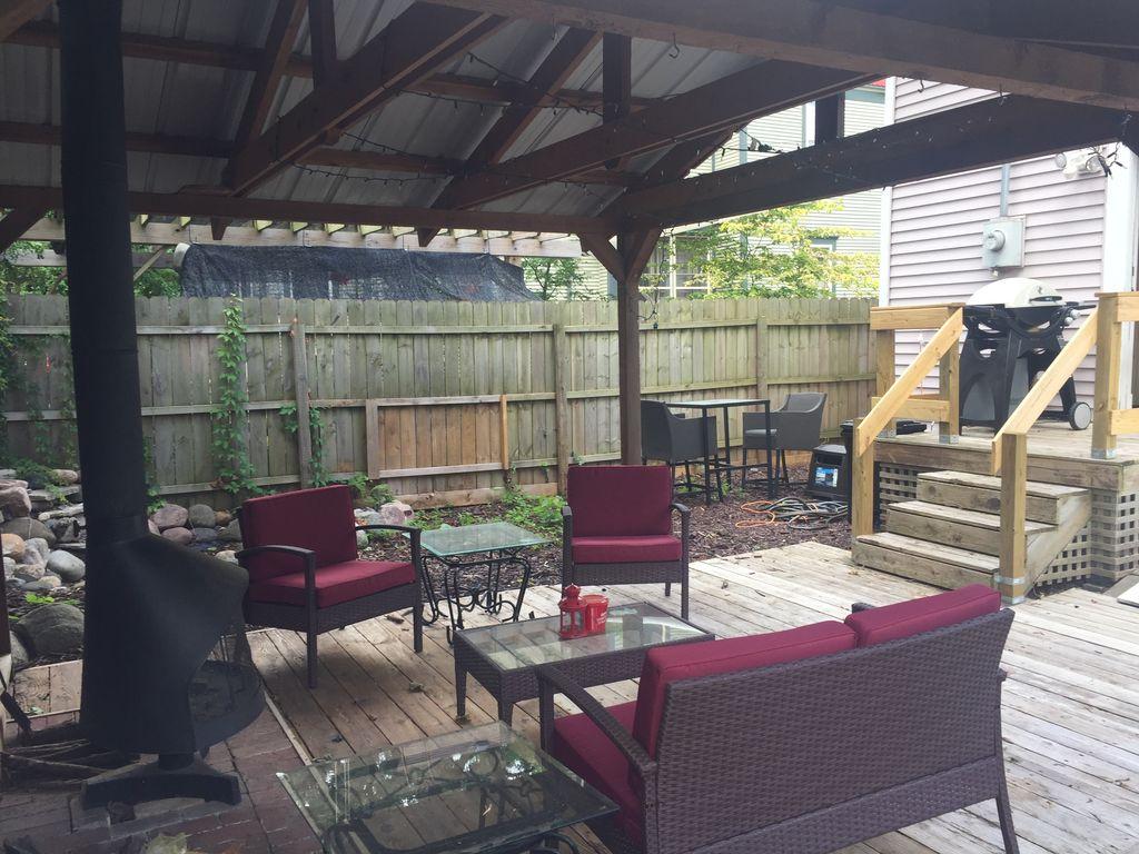 Pet Friendly Hotels In Whitewater Wi Bringfido