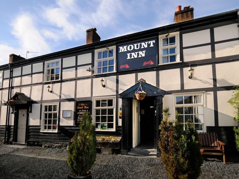 Pet Friendly The Mount Inn