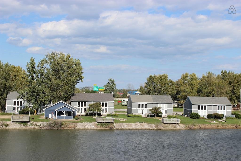Pet friendly cottages on lake erie clearance