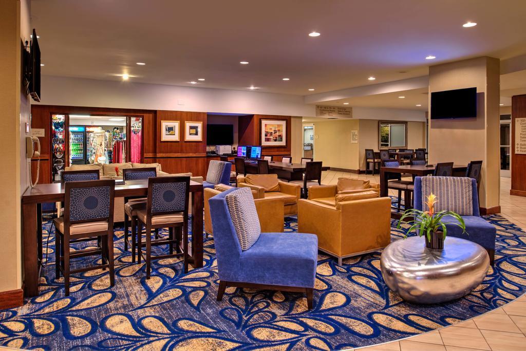 Doubletree By Hilton Hotel Tampa Airport Westshore Pet Policy