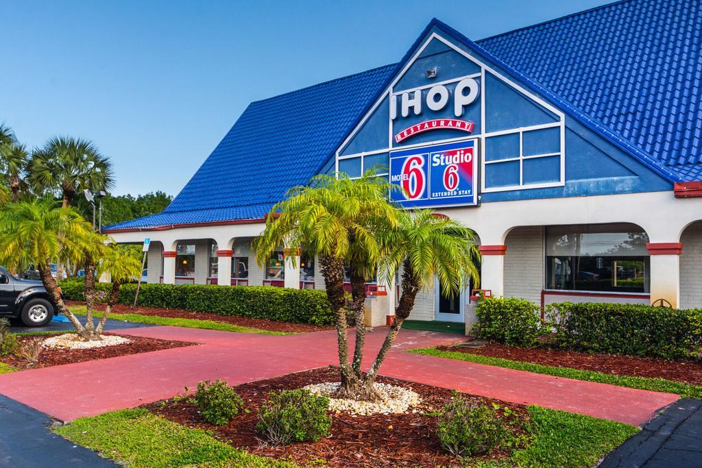 Studio 6 Vero Beach Pet Policy