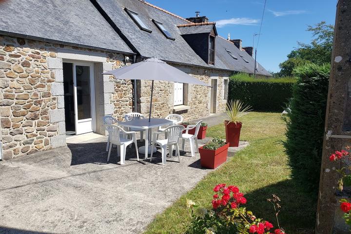 Pet Friendly Quiet Breton Country House 30 Minutes from the Sea
