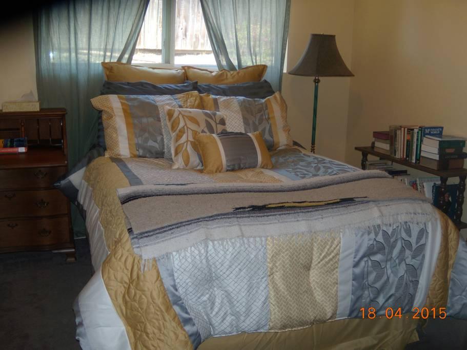 Kenmore Airbnb Rentals Pet Policy