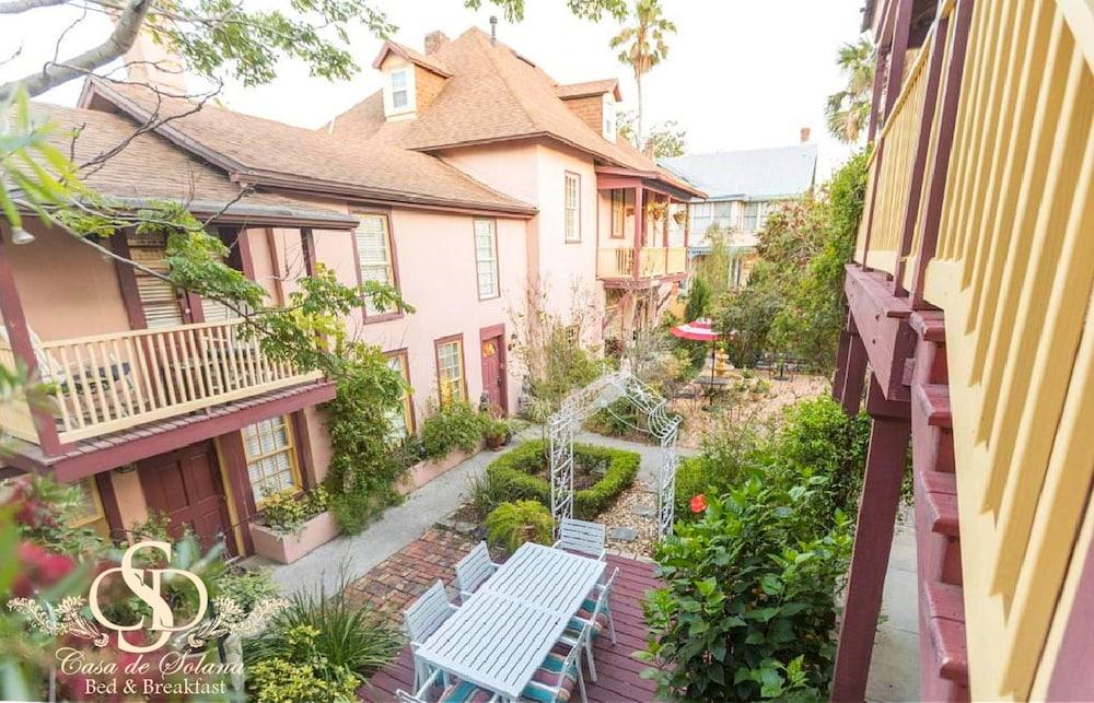 Casa de Solana Pet Policy