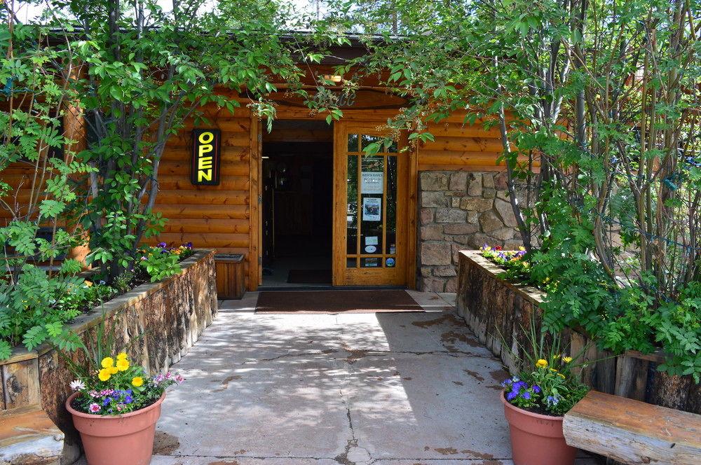 Daven Haven Lodge Cabins Pet Policy
