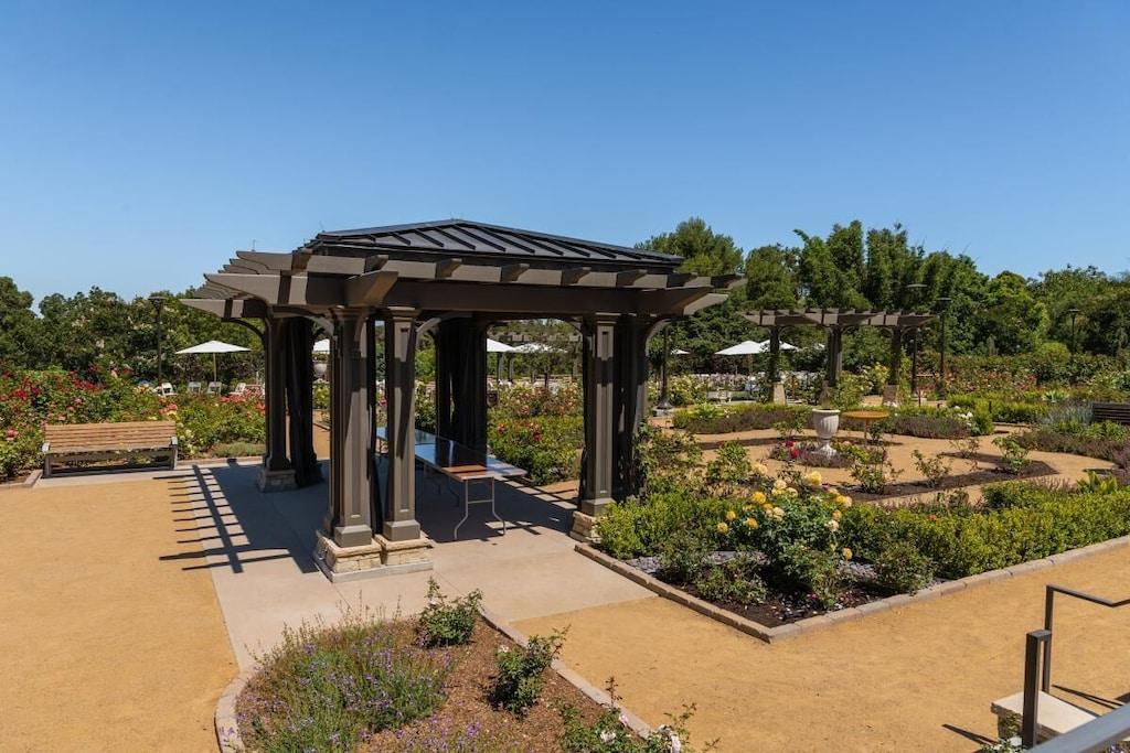 Studio at Ramada by Wyndham Torrance Pet Policy