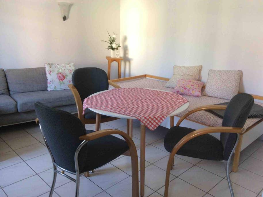 Pet Friendly Aalen Airbnb Rentals