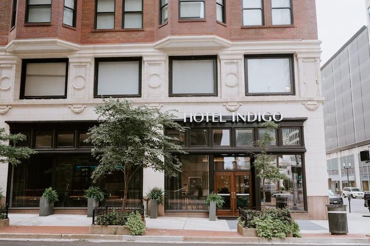 Pet Friendly Hotel Indigo St Louis - Downtown an IHG Hotel