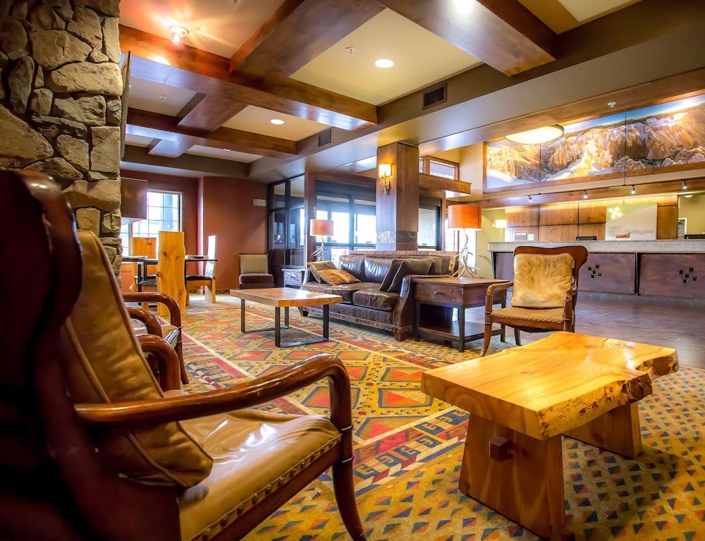 Pet Friendly Holiday Inn - West Yellowstone an IHG Hotel