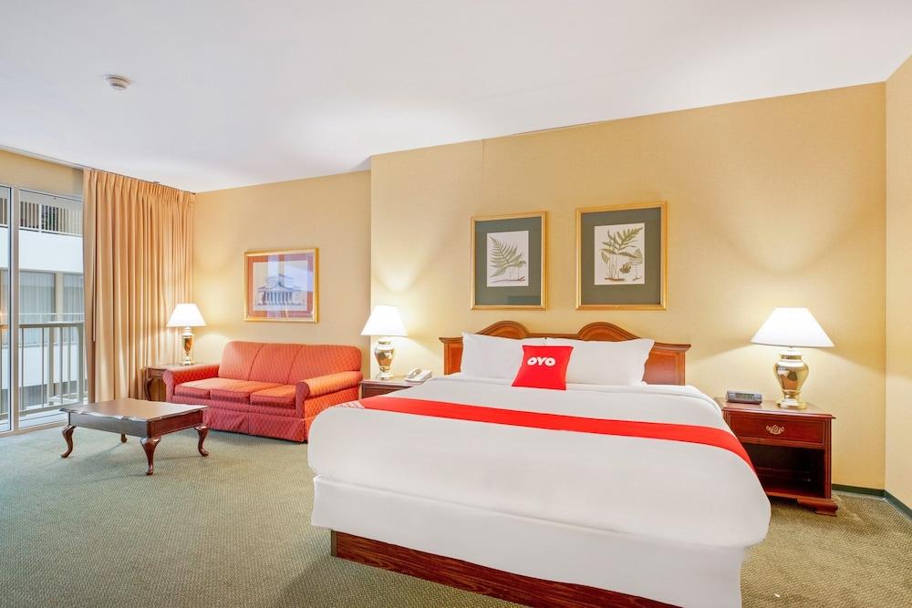 OYO Hotel St Louis Downtown City Center MO Pet Policy