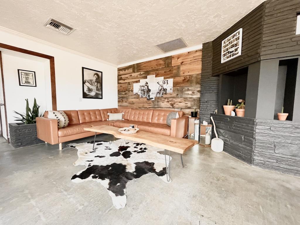 Yucca View Pet Policy