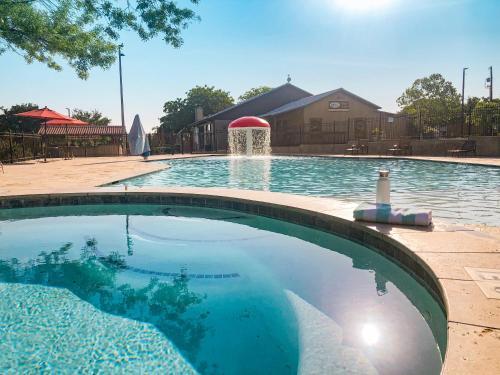 Pet Friendly Hill Country Cottage and RV Resort