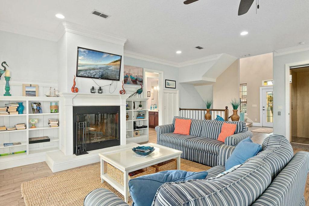 South of Charleston Pet Policy