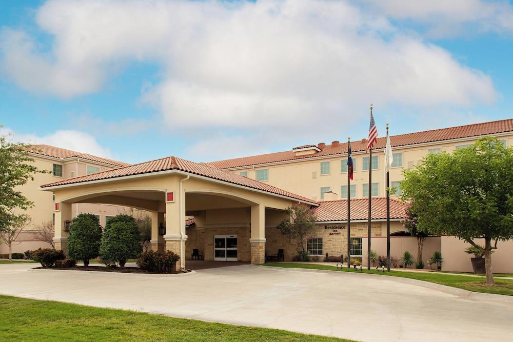 Residence Inn Odessa Pet Policy