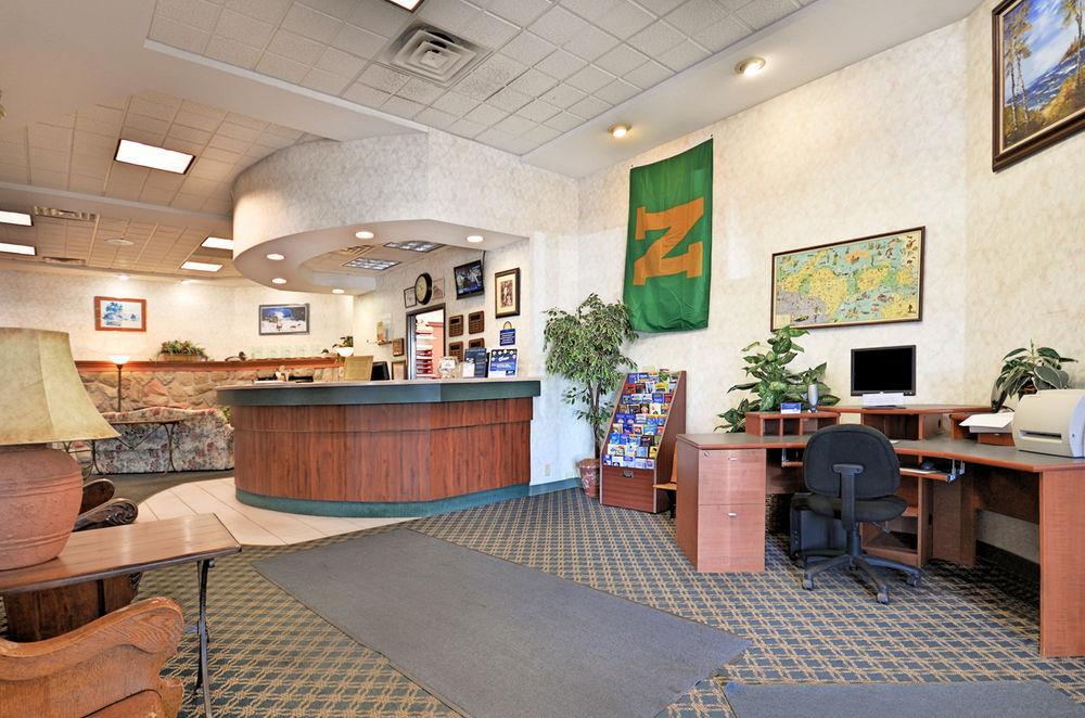 Days Inn by Wyndham Marquette Pet Policy