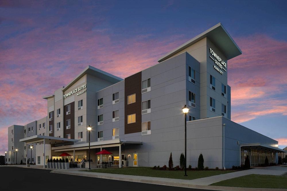 Pet Friendly TownePlace Suites by Marriott Clarksville