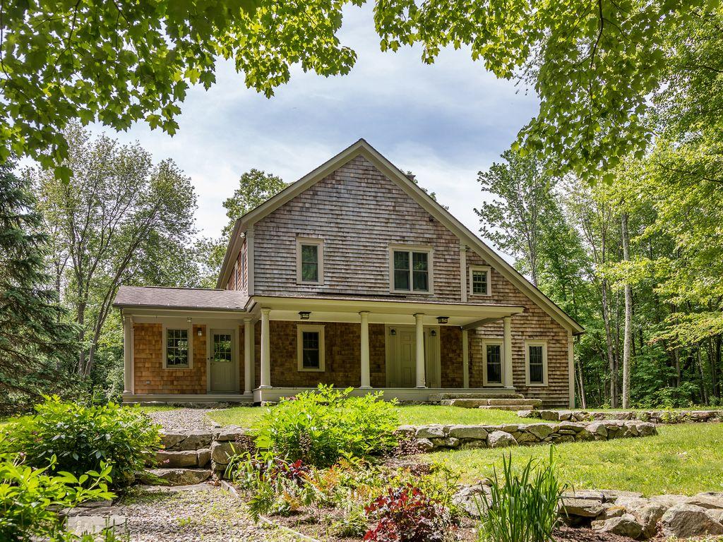 Pet Friendly Hotels in Kent, CT BringFido