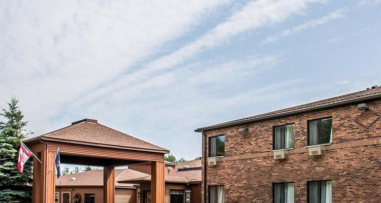 Quality Inn Petoskey Pet Policy