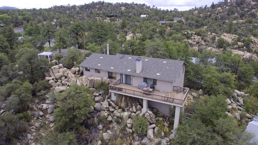 Bella Vista Pines Pet Policy