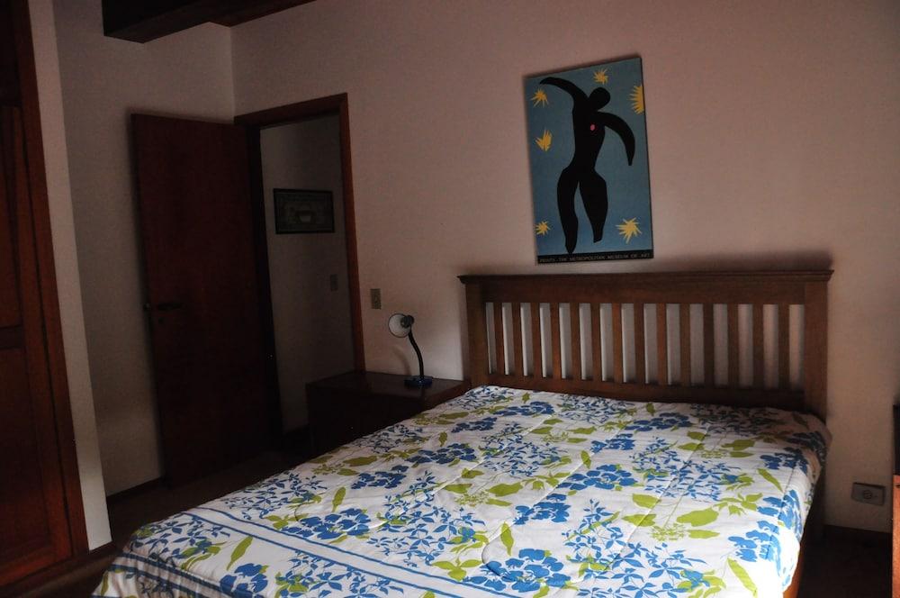 Pet Friendly Charming House in Campos do Jordao Mountains