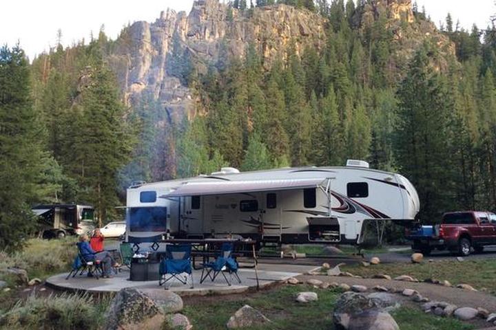 Pet Friendly Rosy Lane Campground