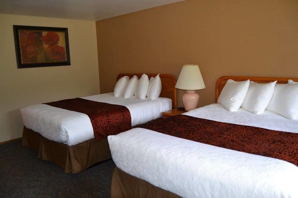 Cowlitz River Lodge Pet Policy