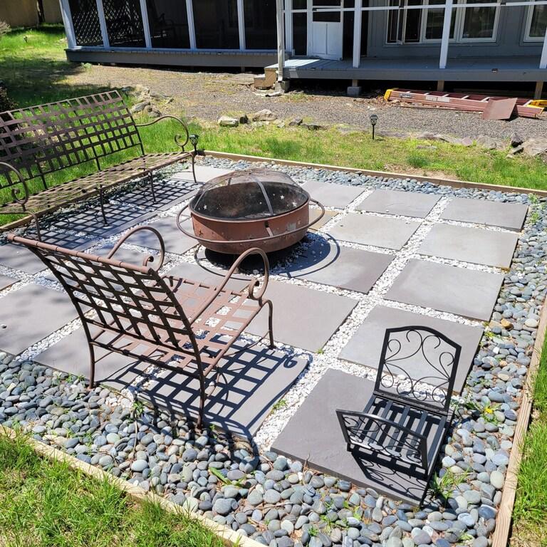 The Hob Knob Pet Policy