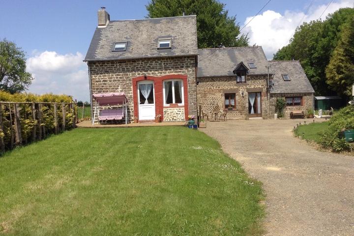 Pet Friendly Gite in Peaceful & Tranquil Normandy Countryside