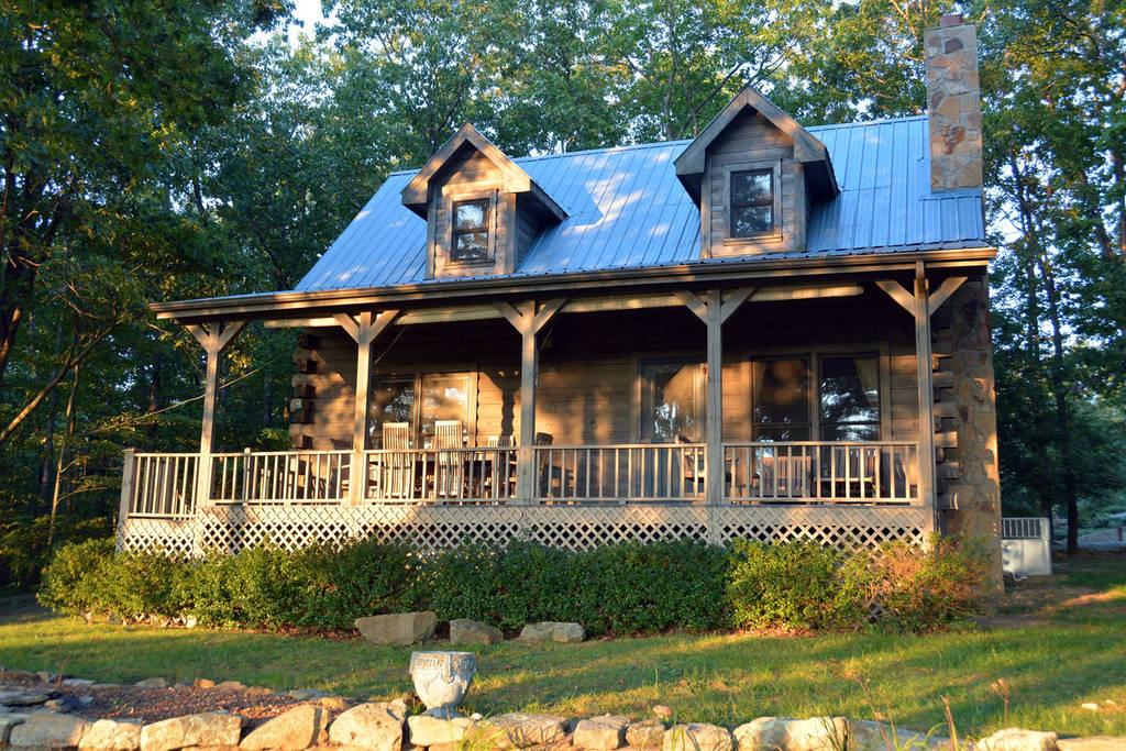 Crab Orchard Airbnb Rentals Pet Policy