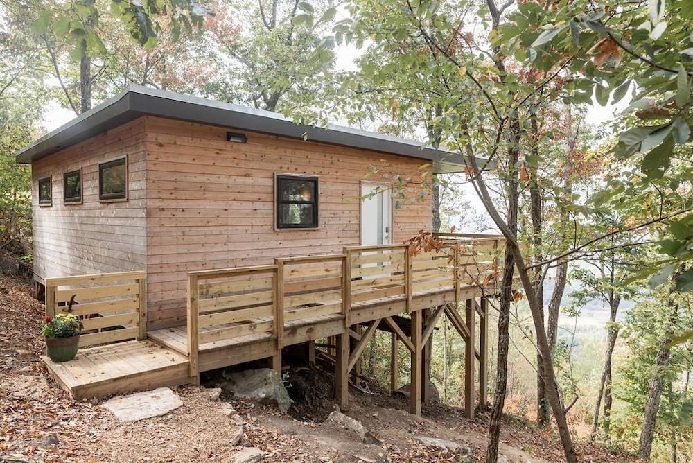 Lookout mountain pet friendly discount cabin rentals