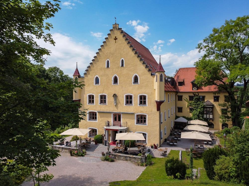Pet Friendly Schloss Zu Hopferau