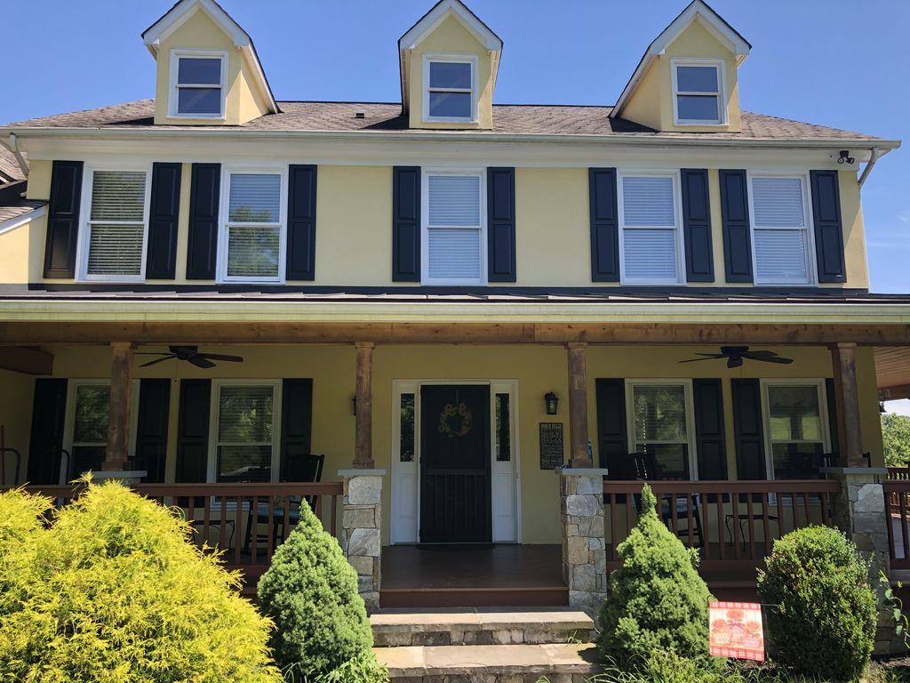 VRBO Ashburn Pet Policy