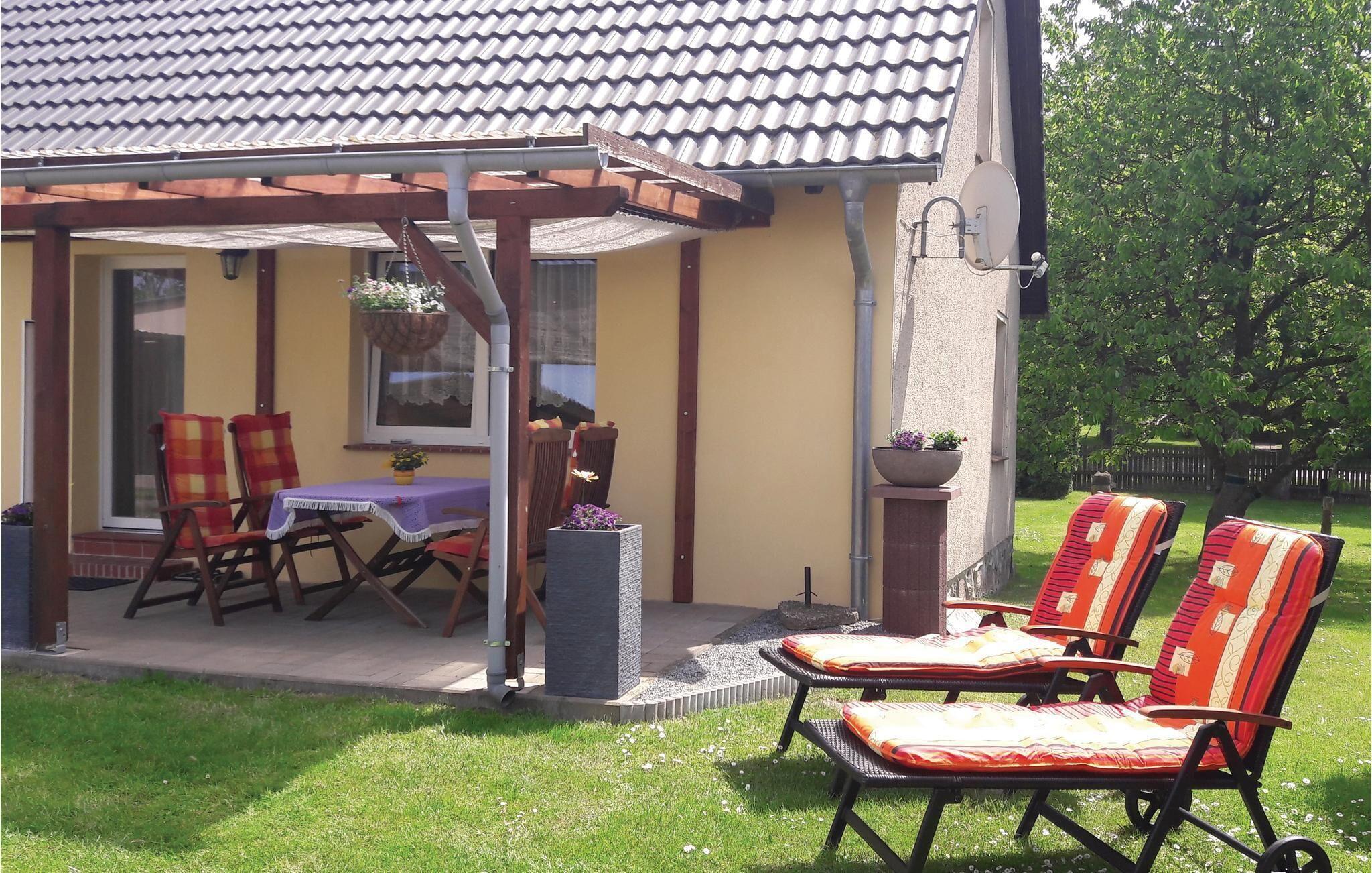 Pet Friendly Awesome 2BR Home in Alt Schwerin