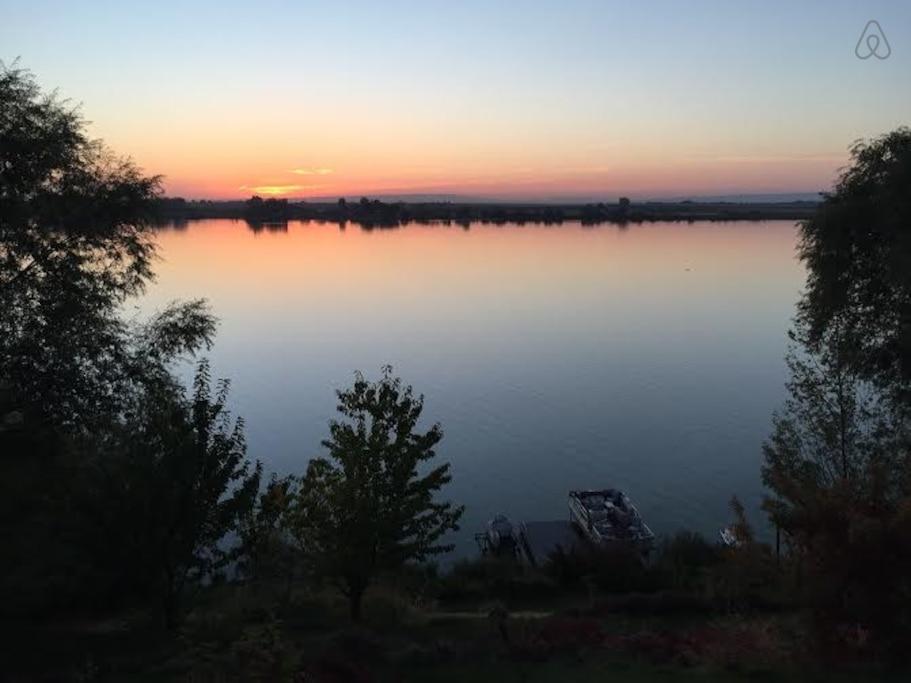 Pet Friendly Hotels In Soap Lake Wa Bringfido