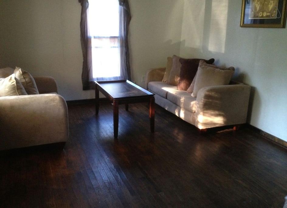 East Springfield Airbnb Rentals Pet Policy