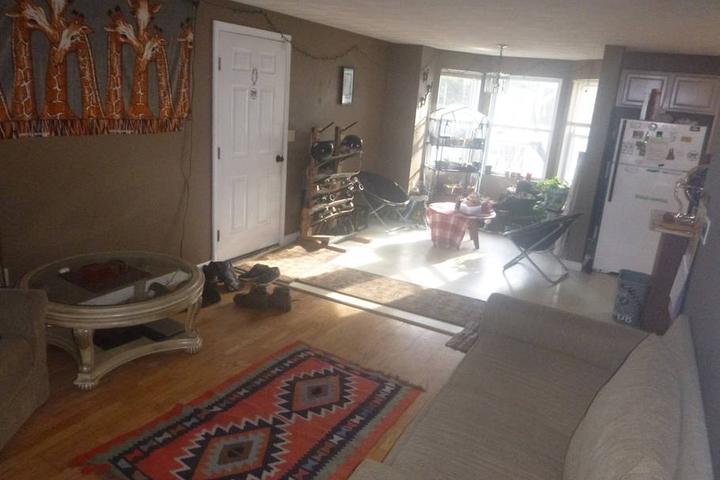 Pet Friendly South Kingstown Airbnb Rentals