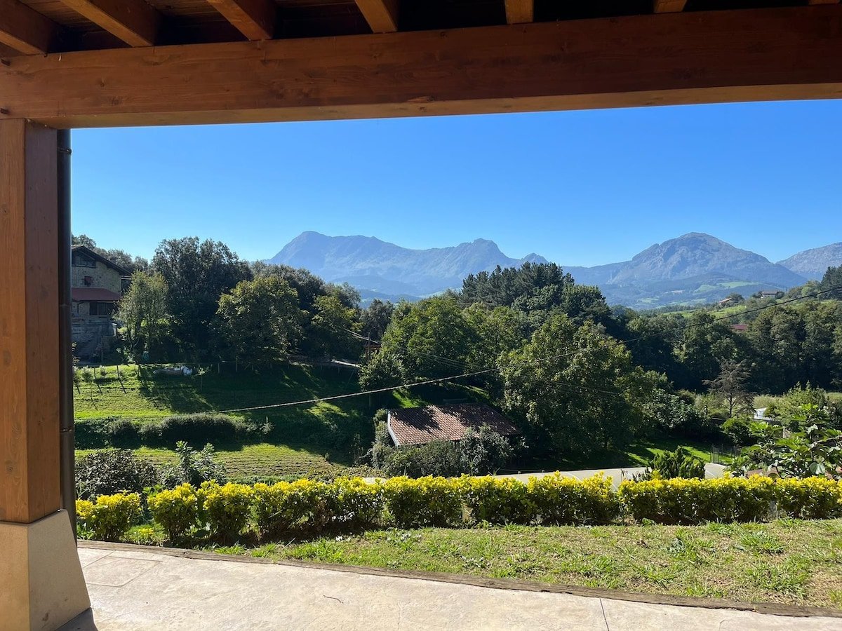 Photo of an airbnb that welcomes pets in Araia, ES.