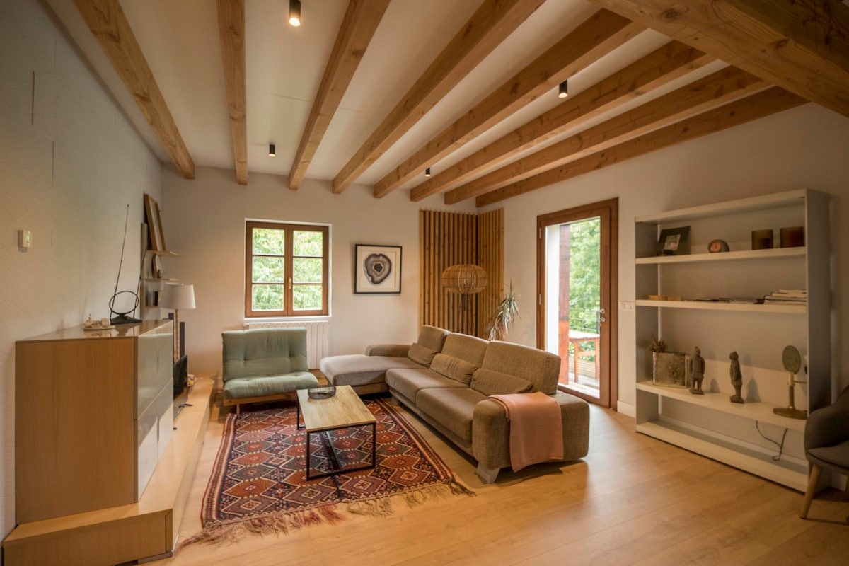 Picture of a vacation rental that welcomes pets in Araia, ES.