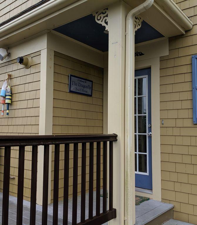 Dragonfly Beach House Pet Policy