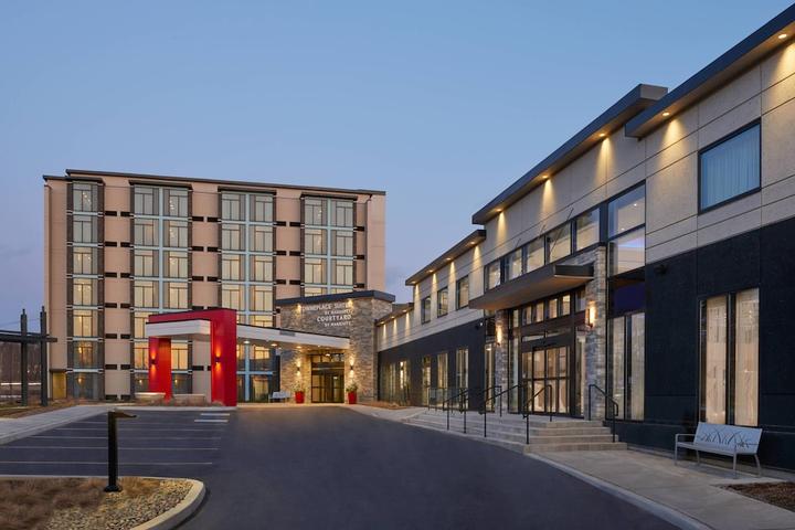 Pet Friendly TownePlace Suites by Marriott Oshawa