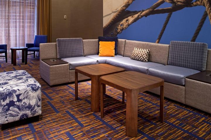Pet Friendly Courtyard by Marriott Baltimore Downtown/Inner Harbor