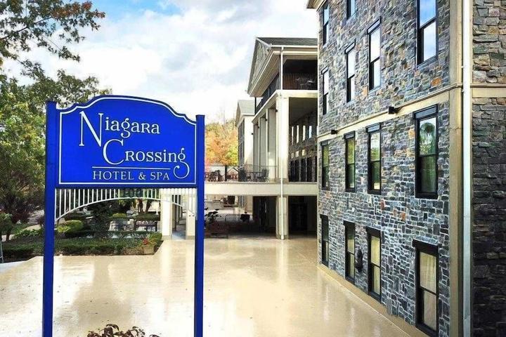 Pet Friendly Niagara Crossing Hotel and Spa
