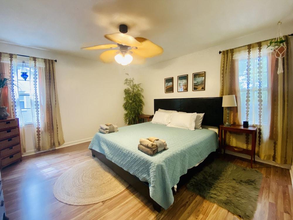 West Ashley Vacation Rental Pet Policy