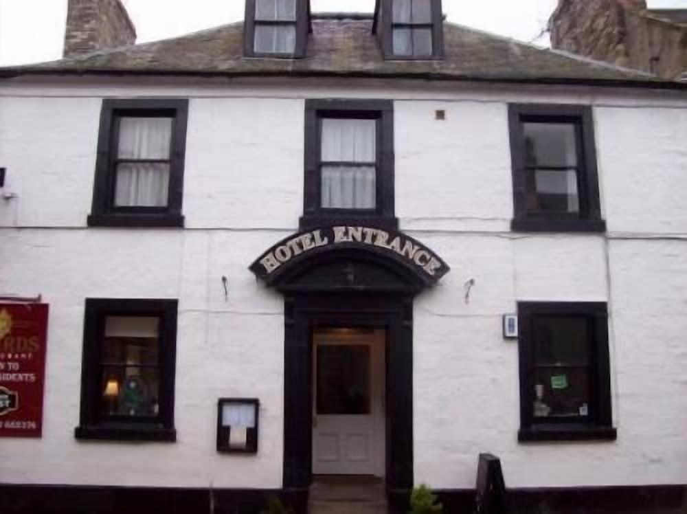 Pet Friendly Newcastle Arms Hotel